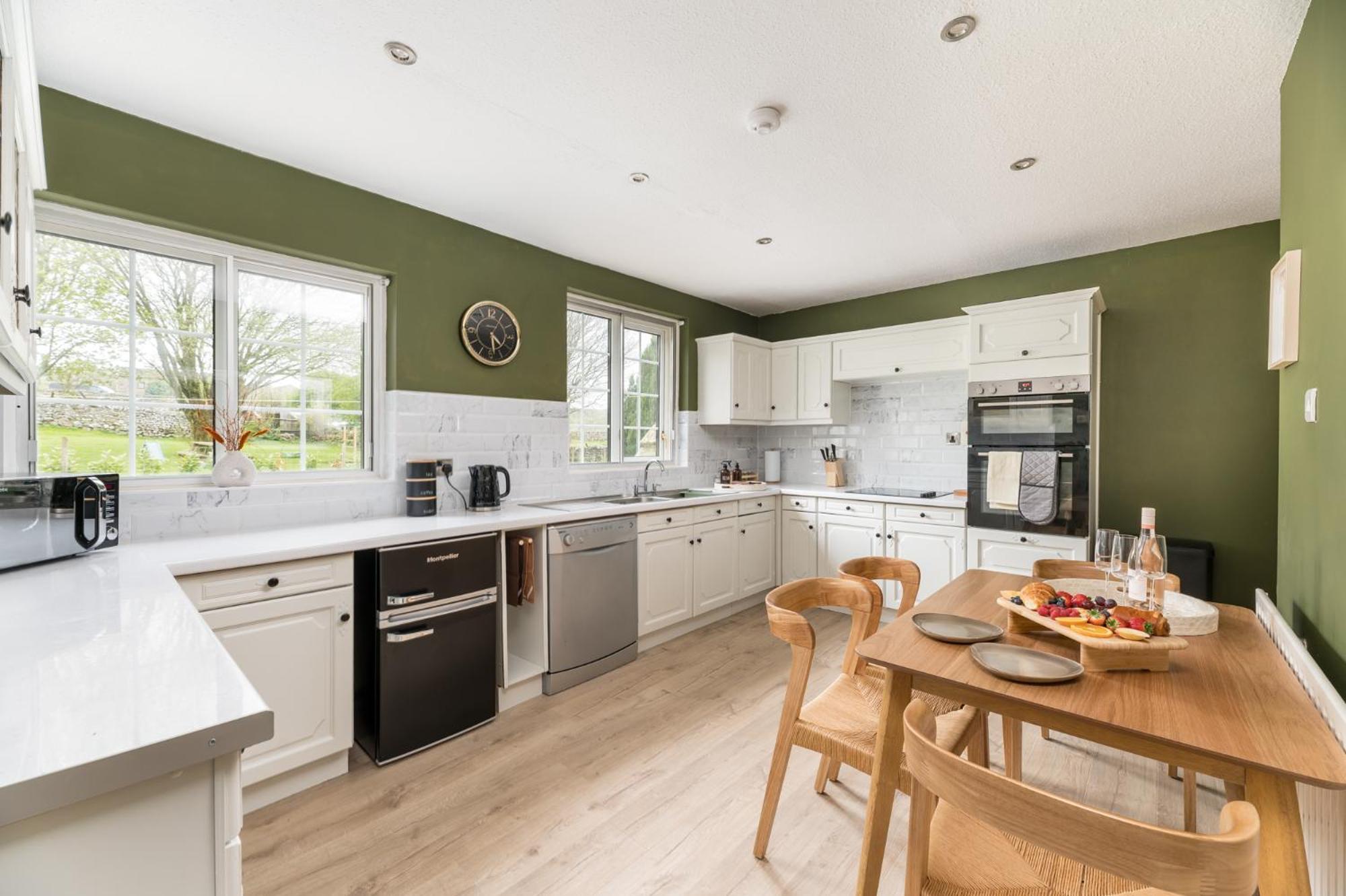 Central Malham Wellbeing Escape With Hot Tub Sleeps 8 Exterior photo