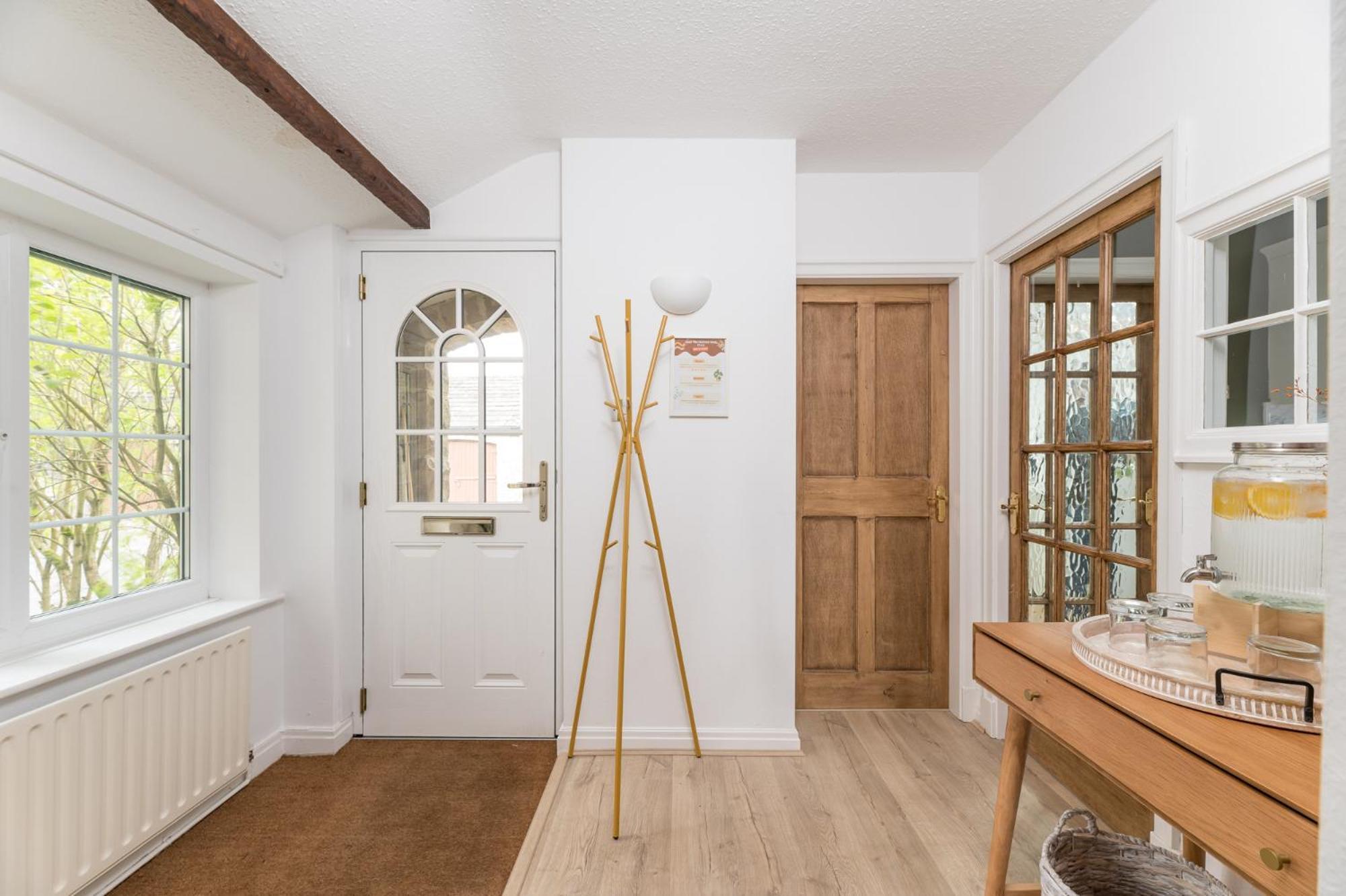 Central Malham Wellbeing Escape With Hot Tub Sleeps 8 Exterior photo